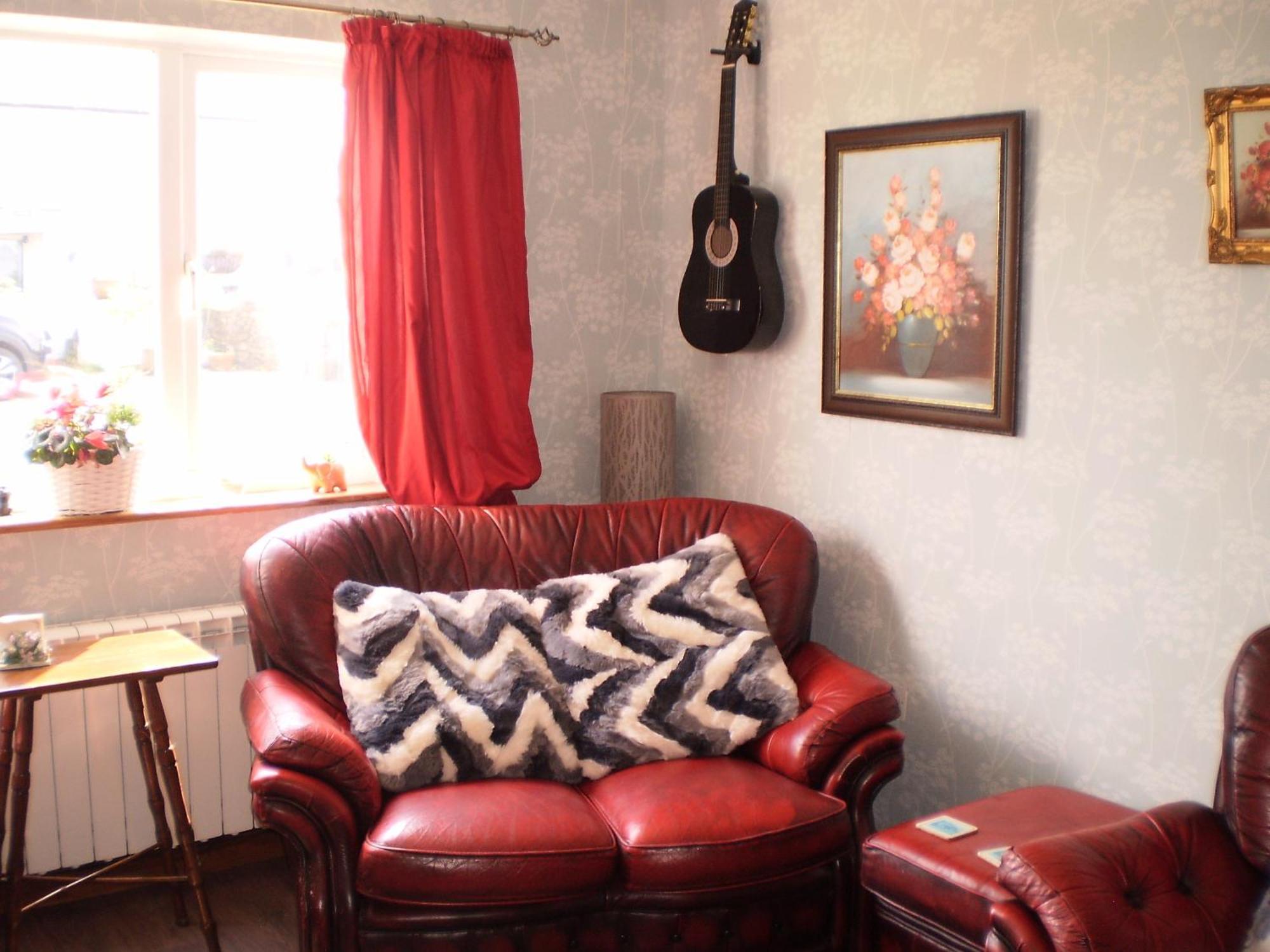 Sportsmans Lodge Bed And Breakfast Amlwch Exterior photo